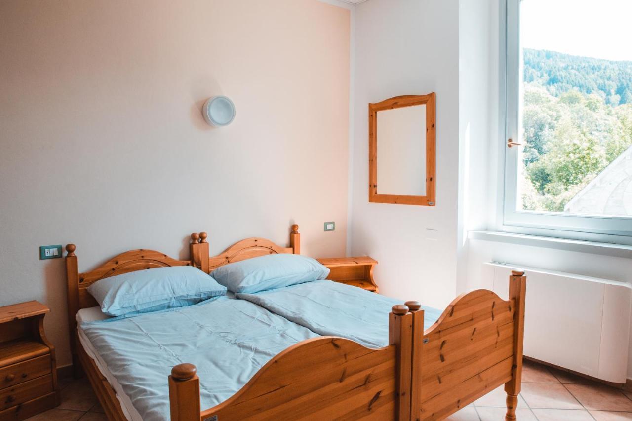 Casa Del Parco Adamello Vandrehjem Cevo Eksteriør billede