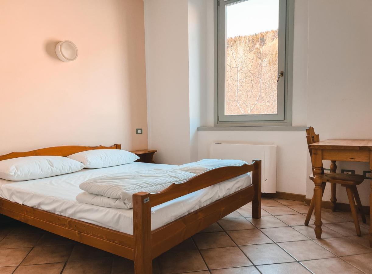 Casa Del Parco Adamello Vandrehjem Cevo Eksteriør billede